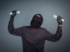 У Франківську місцевий “Робін Гуд” обкрадав багатих: усе закінчилось несподівано У-Франківську-місцевий-“Робін-Гуд”-обкрадав-багатих:-усе-закінчилось-несподівано