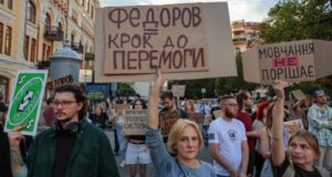 Кадрові зміни в українському військовому керівництві: перспективи Федорова та Хмари «Зеленський-цього-не-зробить»:-Фесенко-пояснив,-чому-Федоров-не-повернеться-в-Міноборони