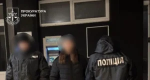 На Буковині псевдоволонтерка ошукувала родини зниклих військових На Буковині псевдоволонтерка ошукувала родини зниклих військових