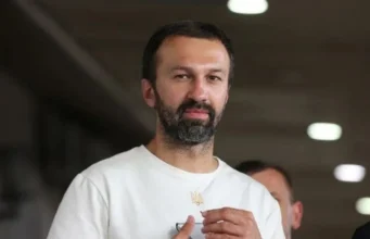 Лещенко пояснив Жадану різницю між Єрмаком та Медведчуком Лещенко пояснив Жадану різницю між Єрмаком та Медведчуком