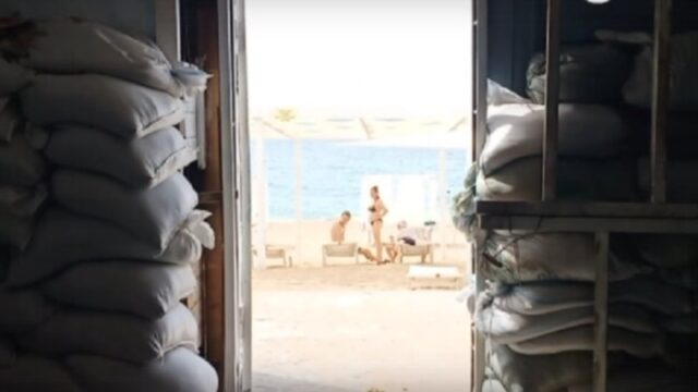 Кримські курорти під загрозою: наслідки війни між Росією та Україною «Парад»-українських-дронів-у-Криму.-Як-окупований-півострів-перестав-бути-«безпечним-курортом»