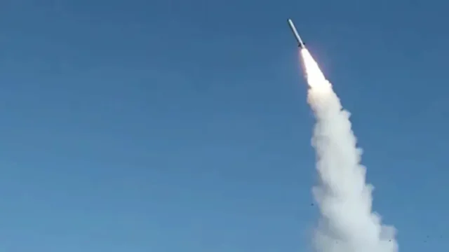 Атаки Росії на Україну: жертви та поранені внаслідок обстрілів 16 серпня За-тиждень-рф-випустила-по-Україні-1550-БПЛА,-майже-1560-авіабомб-та-62-ракети-–.