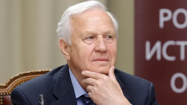 Ексвіцепрезидента ФІФА В’ячеслава Колоскова внесли до бази Миротворця Ексвіцепрезидента ФІФА В’ячеслава Колоскова внесли до бази Миротворця