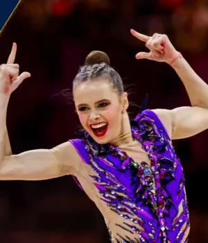 Українка-Таїсія-Онофрійчук-виборола-срібло-чемпіонату-світу-з-художньої-гімнастики
