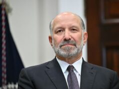 Адміністрація Трампа висловила занепокоєння щодо закупівлі Apple китайських мікросхем пам’яті У Трампа звернулися до Apple із закликом не купувати мікросхеми у Китаю