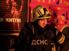 Атака дронів на Суми: постраждала людина, виникли масштабні пожежі РФ масовано атакувала Суми: у місті масштабні пожежі та постраждала людина