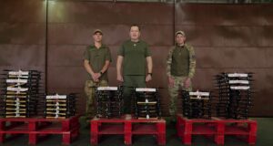 “Українська команда” передала чергову партію FPV-дронів батальйону “Свобода”, – Артур Палатний “Українська-команда”-передала-чергову-партію-fpv-дронів-батальйону-“Свобода”,-–-Артур-Палатний