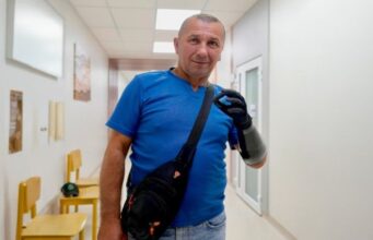 У Львові батько і син із Волині проходили лікування після поранення від удару FPV-дрона У-Львові-батько-і-син-із-Волині-проходили-лікування-після-поранення-від-удару-fpv-дрона