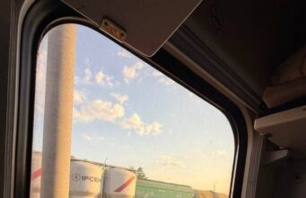 У вагоні було +52°C: “Укрзалізниця” відповіла, чому кондиціонери не рятують від спеки У-вагоні-було-+52°c:-“Укрзалізниця”-відповіла,-чому-кондиціонери-не-рятують-від-спеки