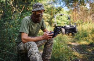 Великобританія продовжить військову підтримку України попри загрози з Росії Британія відповіла на погрози Кремля через дрони для України