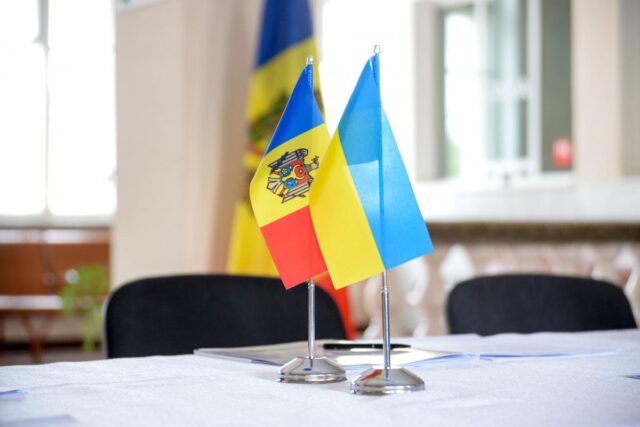 Український експорт суходолом під питанням: фермери в Молдові погрожують протестами Український-експорт-суходолом-під-питанням:-фермери-в-Молдові-погрожують-протестами