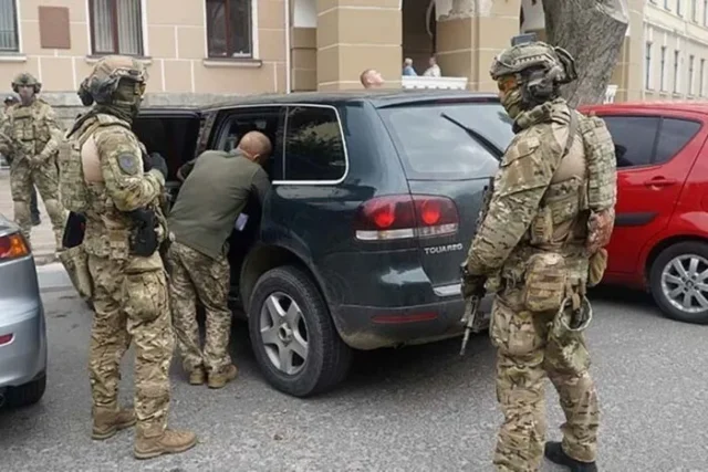 Відео: Конфлікт представника ТЦК із дитиною в Одесі став предметом перевірки Відео: Конфлікт представника ТЦК із дитиною в Одесі став предметом перевірки