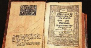 Amazon скуповує тисячі старовинних книжок для навчання ШІ, а потім знищує їх, – ЗМІ amazon-скуповує-тисячі-старовинних-книжок-для-навчання-ШІ,-а-потім-знищує-їх,-–-ЗМІ