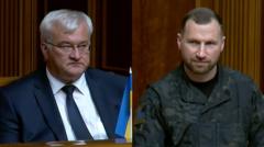 Парламент призначив нових міністрів: Сибіга повернувся в МЗС, Хмара став главою Міноборони “Під-акомпанемент-обшуків”:-як-Рада-призначила-Хмару-в-Міноборони,-а-Сибігу-повернула-в-МЗС