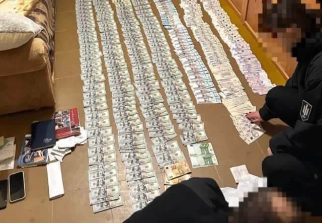 Офіцер ДШВ постане перед судом за хабар та підміну продуктів Отримав-10-000-доларів-за-підміну-продуктів-і-придбав-активи-на-26,2-млн-грн-–.