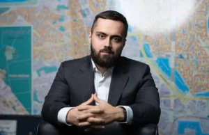 Звільнення голови Оболонської РДА та нове призначення Зеленський-звільнив-голову-Оболонської-РДА-Фесика-–-його-призначили-заступником-міністра
