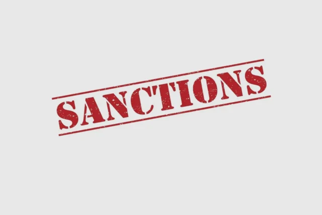 Зеленський запровадив нові санкції проти російського військового комплексу та колаборантів Воєнний-комплекс-рф,-колаборанти-та-колишні-українські-діячі-–-Зеленський-запровадив-кілька-нових-пакетів-санкцій