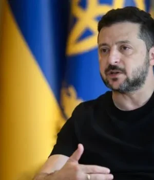 Зеленський запровадив санкції проти творців Маші та ведмедя