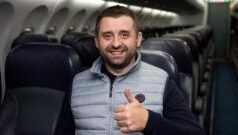 Давид Арахамія: ключова фігура у команді Зеленського Ді-джей-переговорних-треків:-хто-такий-Давид-Арахамія-і-чи-справді-він-–-новий-Єрмак