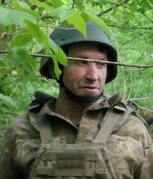 Огранка-діамантів,-випас-худоби,-піхота-Репортаж-із-«кілзони»-про-«Мішу»,-який-підписав-контракт-у-60.