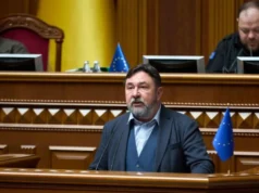 Потураєв передумав складати депутатський мандат після зміни керівництва Міноборони Потураєв передумав складати депутатський мандат після зміни керівництва Міноборони