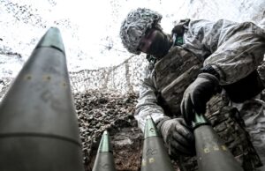 Проблеми з постачанням артилерійських боєприпасів в Україні: ризики та виклики Неефективність системи закупівель ставить під загрозу постачання Силам Оборони 155мм боєприпасів, – ЗМІ