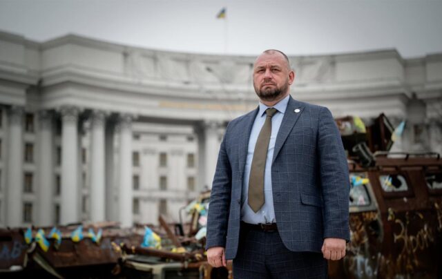 Україна та Угорщина розширюють співпрацю в сферах розмінування та реабілітації військових Посол Шандор назвав два ключові напрямки співпраці України та Угорщини