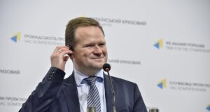 Між заявами і голосуваннями: ЗМІ розповіли про суперечливу політичну біографію Франка Швабе Між-заявами-і-голосуваннями:-ЗМІ-розповіли-про-суперечливу-політичну-біографію-Франка-Швабе