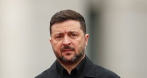 Атака на торговельний центр у Кривому Розі: 14 загиблих, понад 100 поранених “Просто тварі”. Зеленський пообіцяв відповідь на удар по ТЦ у Кривому Розі