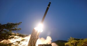 Зброя терору: експерт розповів про ракети КНДР, якими РФ б’є по Україні Зброя-терору:-експерт-розповів-про-ракети-КНДР,-якими-РФ-б’є-по-Україні