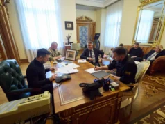 Зеленський і Макрон домовилися прискорити постачання зброї Зеленський і Макрон домовилися прискорити постачання зброї
