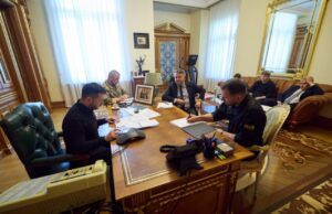 Україна та Франція домовилися про прискорення постачання оборонного обладнання Макрон допоможе Україні дістати ракети для Patriot, – Зеленський