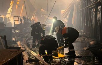 Директору супермаркету в Кривому Розі оголосили підозру після ракетного удару РФ по ТРЦ Смертельний удар по ТЦ в Кривому Розі: директору супермаркету оголосили про підозру