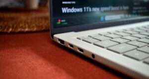 Чоловік роками підключав пристрої не до того USB-порту: через це файли передавалися довше Чоловік-роками-підключав-пристрої-не-до-того-usb-порту:-через-це-файли-передавалися-довше