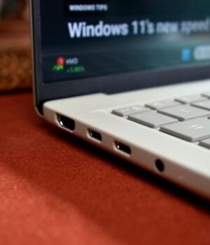 Чоловік-роками-підключав-пристрої-не-до-того-usb-порту:-через-це-файли-передавалися-довше