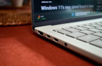 Чоловік роками підключав пристрої не до того USB-порту: через це файли передавалися довше Чоловік-роками-підключав-пристрої-не-до-того-usb-порту:-через-це-файли-передавалися-довше
