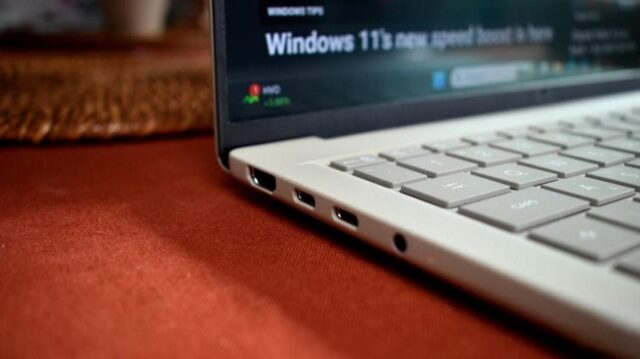 Чоловік роками підключав пристрої не до того USB-порту: через це файли передавалися довше Чоловік-роками-підключав-пристрої-не-до-того-usb-порту:-через-це-файли-передавалися-довше