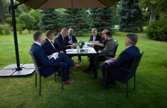 Зеленський зустрівся з лідерами Північної Європи та Балтії у Києві Зеленський-провів-шість-зустрічей-із-лідерами-країн-Північної-Європи-та-Балтії