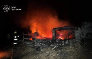 Російська атака на Одещину: пошкоджені продовольчі склади та енергетичні об’єкти рф-масовано-атакувала-Одещину:-головний-удар-–-по-продовольчих-складах-і-енергетиці