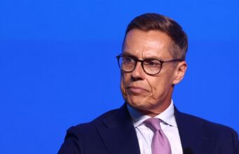 Фінляндія: Удари по Wildberries можуть спонукати Росію до переговорів Удари по Wildberries є єдиним способом змусити РФ до мирних переговорів, – Стубб