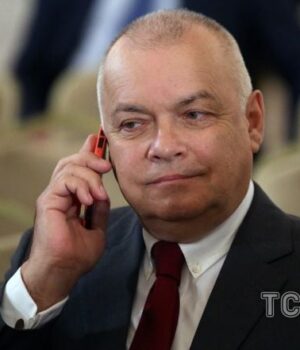 Кремль-прибирає-Кисельова-з-«Вестей-недели»:-що-тепер-буде-з-російським-пропагандистом