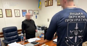 На Волині за зловживання впливом покарали адвоката На-Волині-за-зловживання-впливом-покарали-адвоката