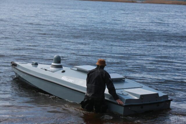 “Може перевозити до 2200 кілограмів”: в Україні випробували новий морський дрон MV11 “Може-перевозити-до-2200-кілограмів”:-в-Україні-випробували-новий-морський-дрон-mv11