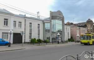 З луцького підприємства-автодилера стягують понад сотню мільйонів гривень боргу З-луцького-підприємства-автодилера-стягують-понад-сотню-мільйонів-гривень-боргу