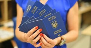 Українка змінила по-батькові і стала Катеринівна: матронім здивував усіх — що відомо Українка-змінила-по-батькові-і стала-Катеринівна:-матронім-здивував-усіх —-що відомо