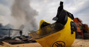 Атака російських військ на Запоріжжя: троє поранених, серед них дві підлітки Росія вдарила дроном по Запоріжжю: серед поранених дві 17-річні дівчини