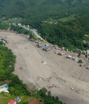 Європа-готова-допомогти-після-руйнівних-повеней-у-Непалі-та-Китаї