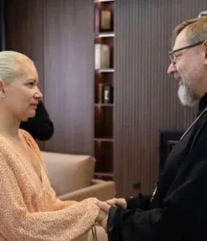 630_360_1787762625_810.webp Глава УГКЦ обговорив продовження місії Юкова