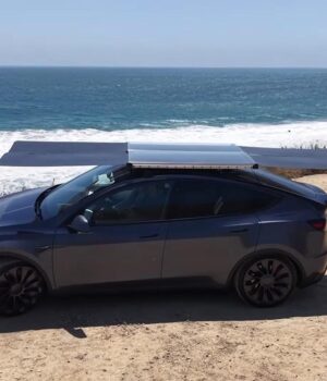 У-США-створили-пристрій,-який-дає-змогу-заряджати-електромобіль-прямо-під-час-руху