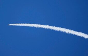 Росія вдарила балістикою по Києву: також під ударом низка інших регіонів Росія-вдарила-балістикою-по Києву:-також-під-ударом-низка-інших-регіонів